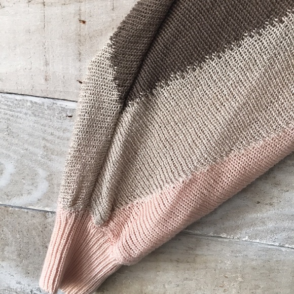 ESCADA linen geometric vneck sweater - Picture 5 of 12